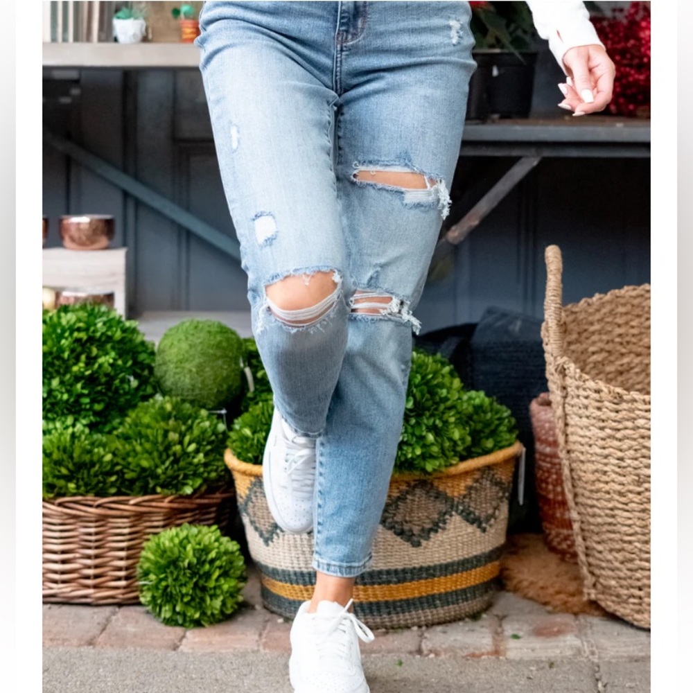 JUDY BLUE Lillian High‎ Rise Slim Fit jeans, size 11/30  style#JB88372 - Picture 2 of 9